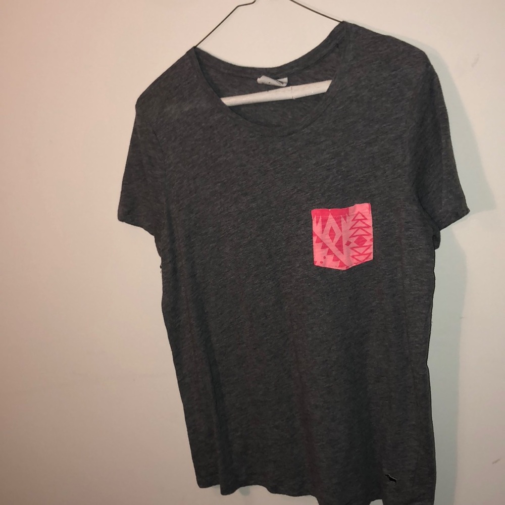 VS Pink grey top